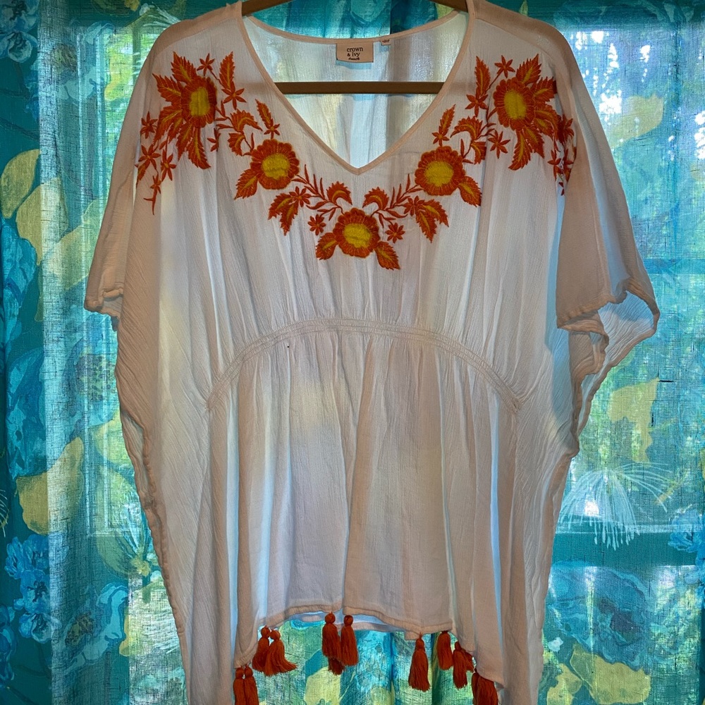Crown & Ivy shirt
